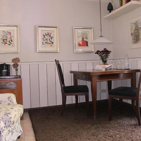 Moselquartier Bed and Breakfast Reil Exteriör bild