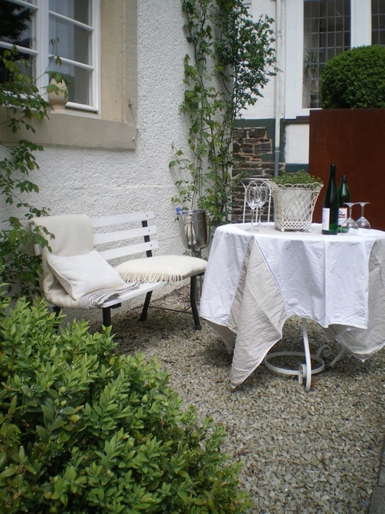 Moselquartier Bed and Breakfast Reil Exteriör bild